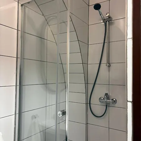 Hope Compact & Fully Equipped Near Main Station In * Βρότσλαβ