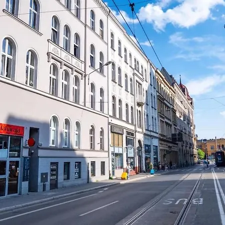 Διαμέρισμα Hope Compact & Fully Equipped Near Main Station In *